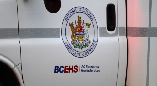 Kelowna paramedic fends off knife attack with wash brush