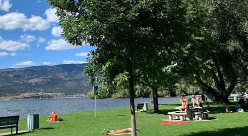 Council to look at plans for booze in Kelowna parks next month